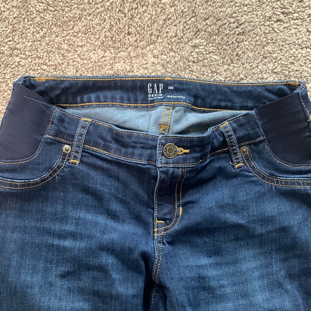Inset panel short maternity jeans - Picture 2 of 2